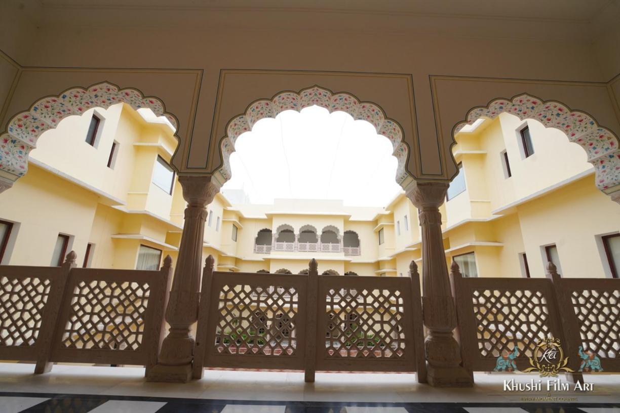 Hotel Raj Bagh Palace Джапур Экстерьер фото